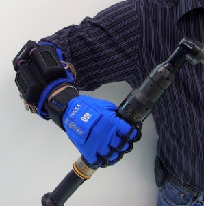 GM & NASA developed Robo-Glove